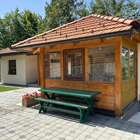 Domacinstvo Maric Apartment Ivanjica