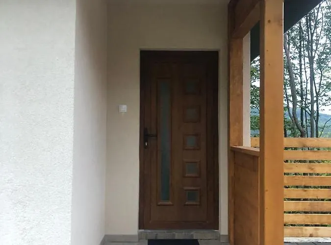 Domacinstvo Maric 伊万尼察